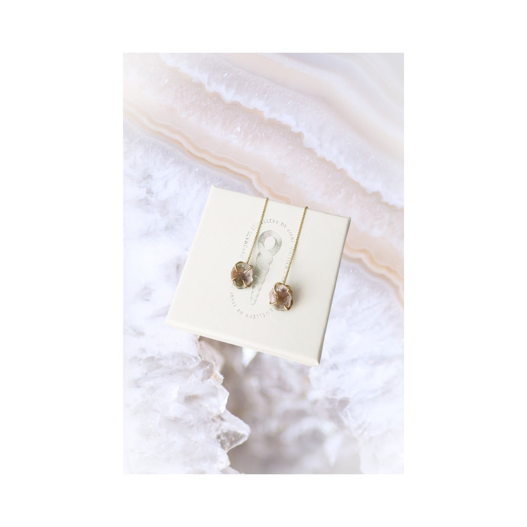 Gaia’s Geode in Goud